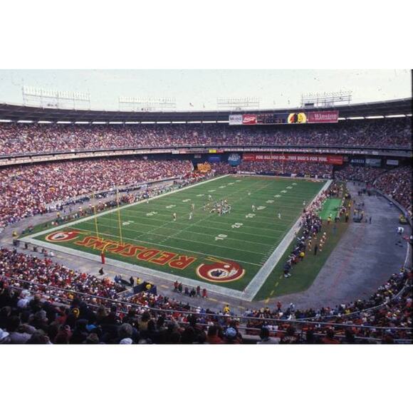 Washington Redskins Commanders 90s STARTER puffer jacket coat M red NFL Pro vtg - Picture 13 of 14